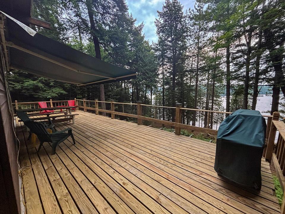 GilpinBayHome_Deck_Awning_Lake_R
