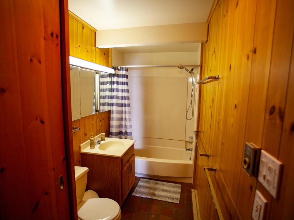 Full Bath
