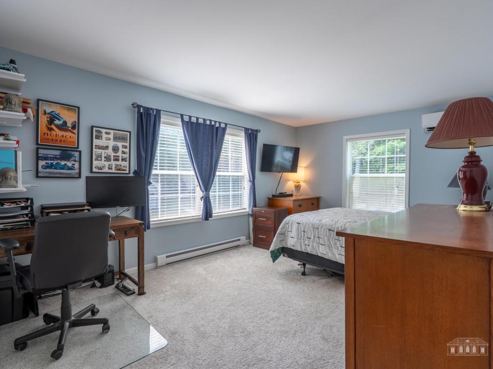 39 Oak Ln LL-18