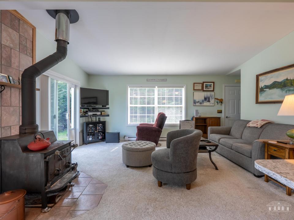 39 Oak Ln LL-17