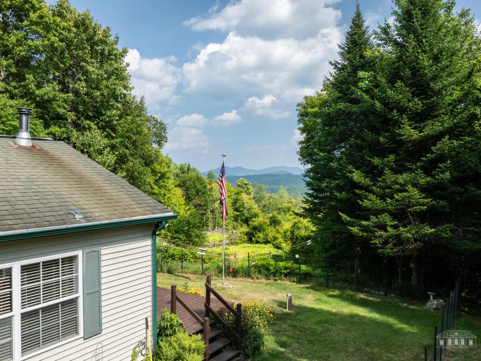 39 Oak Ln LL-3