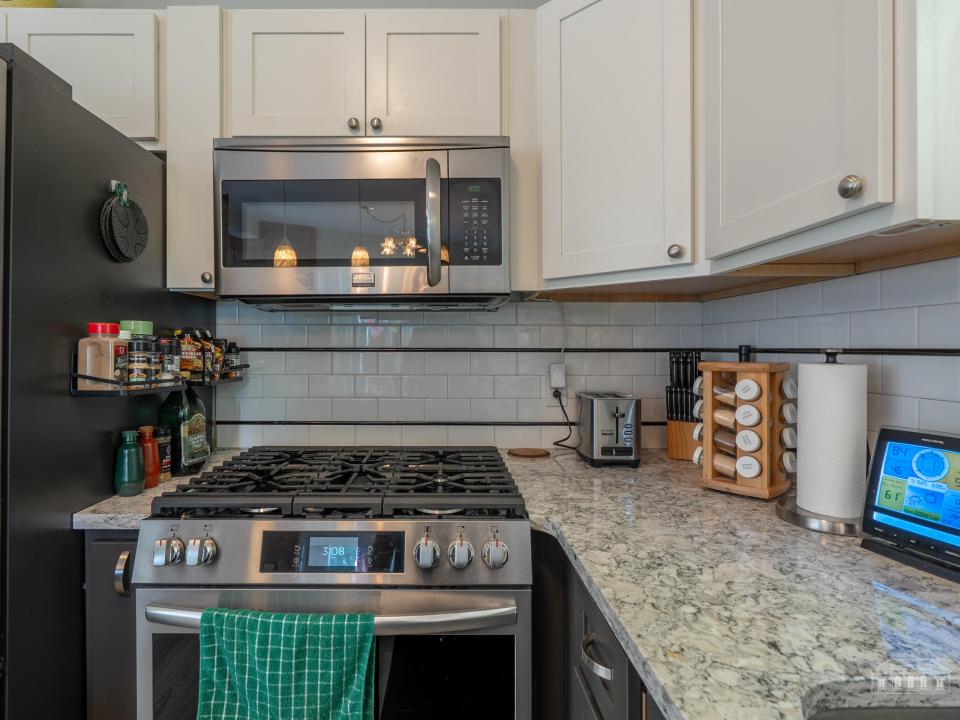 39 Oak Ln LL-15