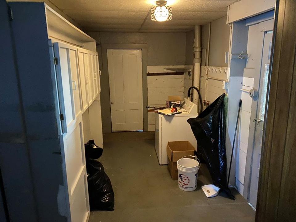 Back foyer