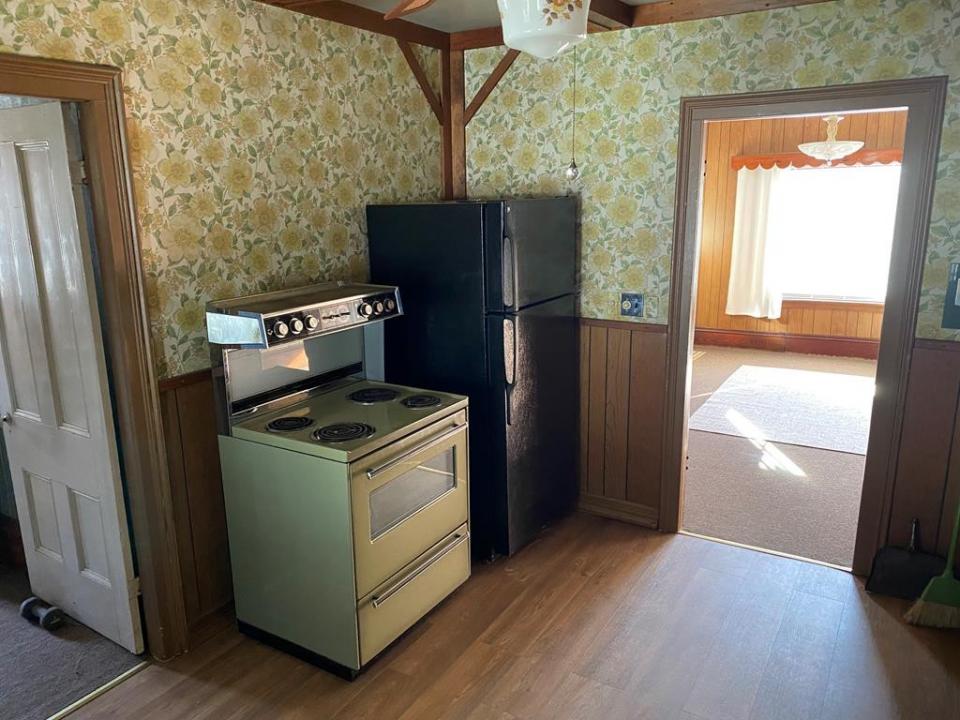 Additional kitchen