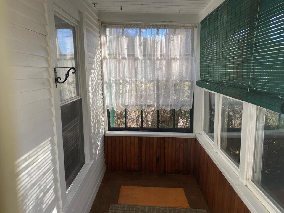 Enclosed porch
