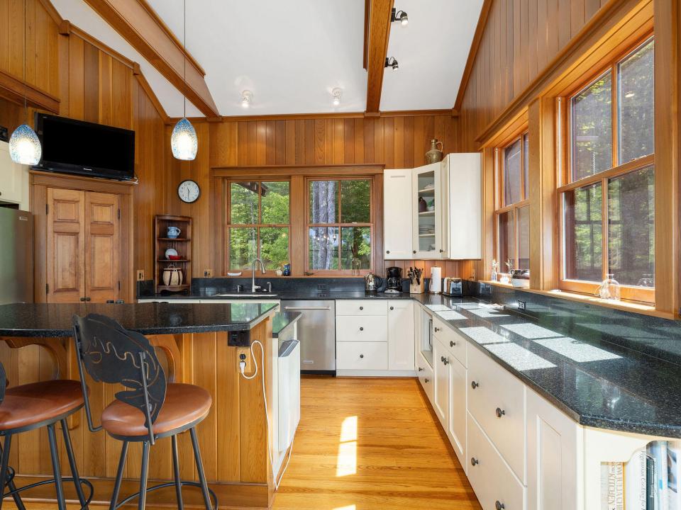 Kitchen 3