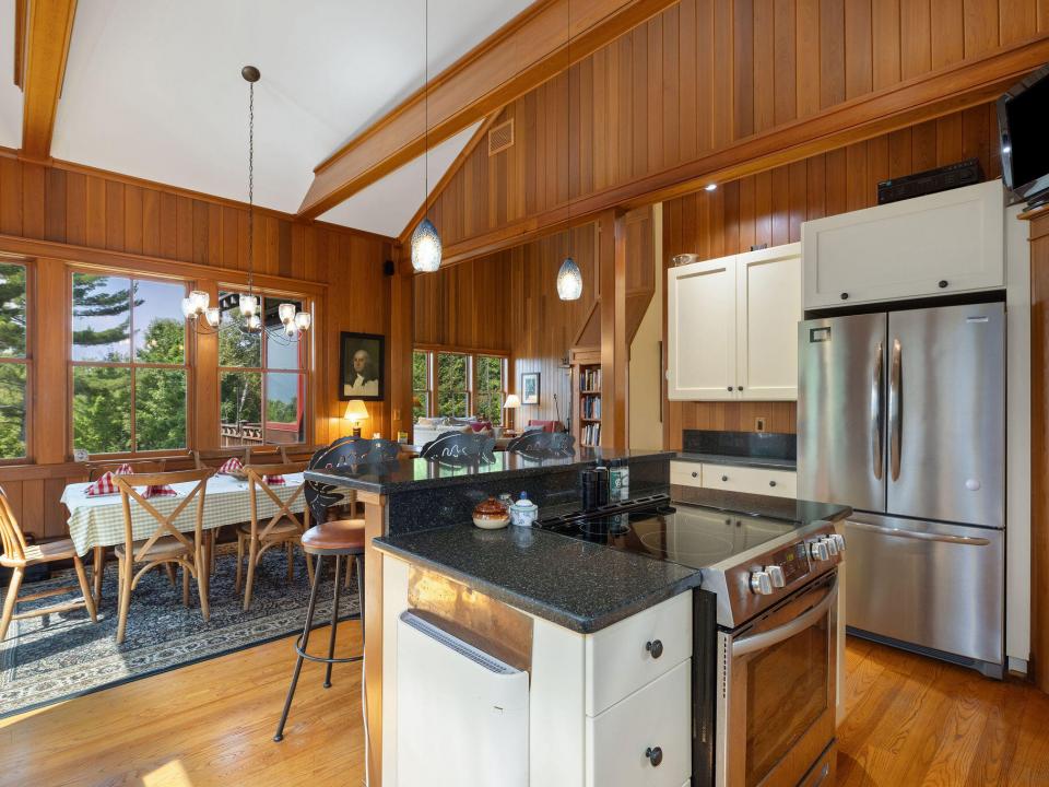 Kitchen 4
