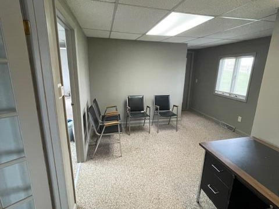 Office/Waiting Room