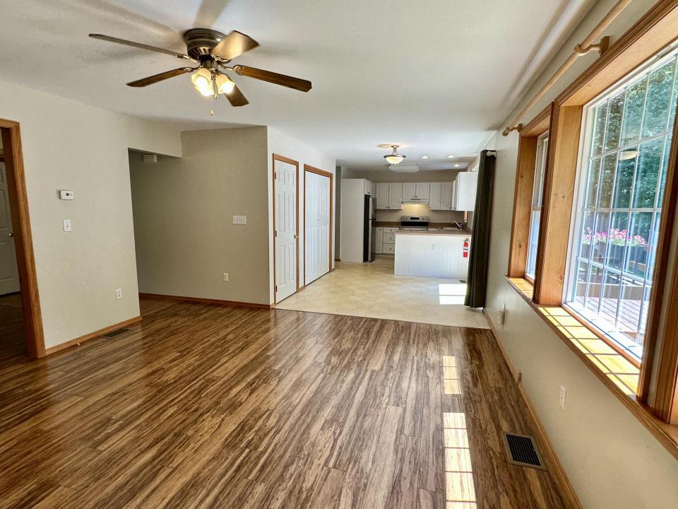 Family Room to Kitchen 2