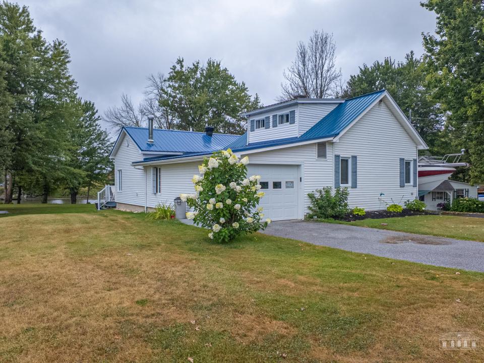 42 Bechard Rouses Point-1