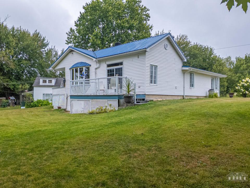 42 Bechard Rouses Point-3