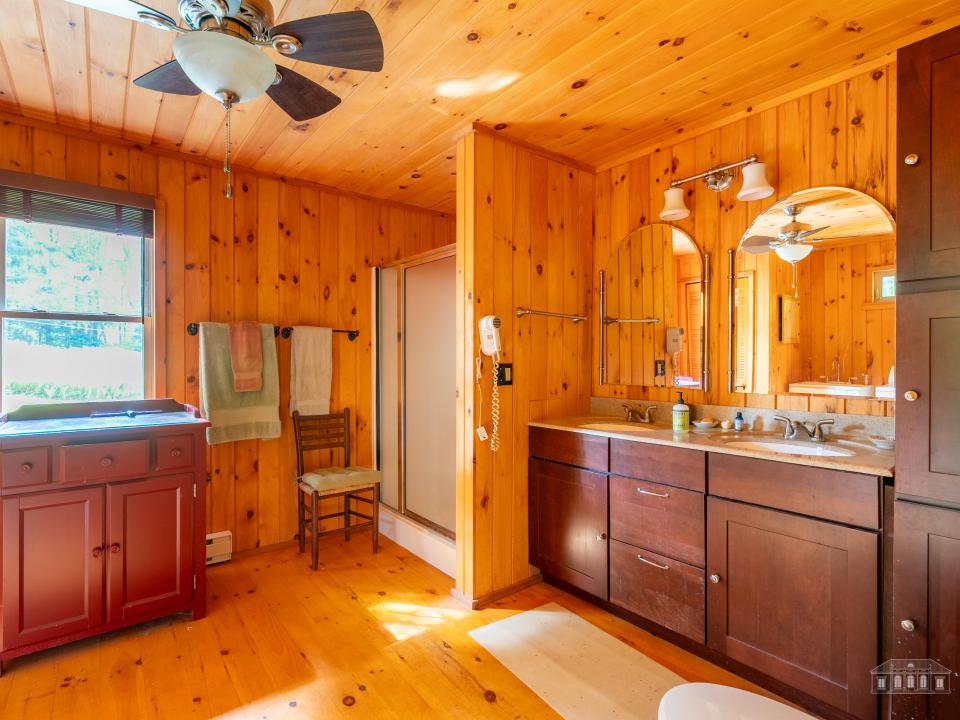 242 Blue Spruce Dr LL-44