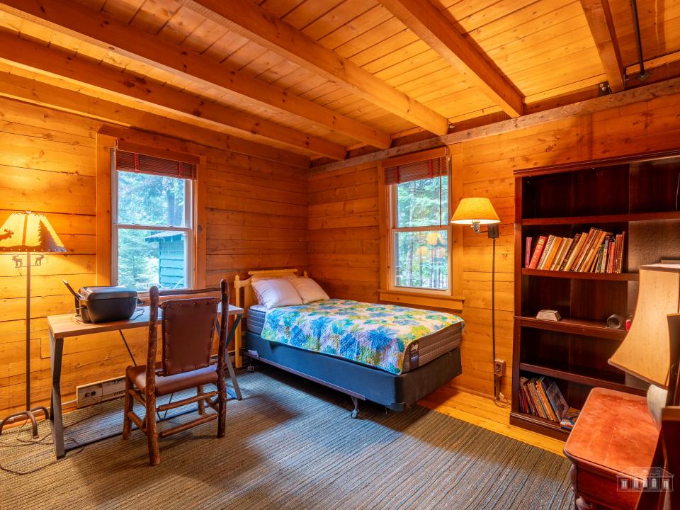 242 Blue Spruce Dr LL-38