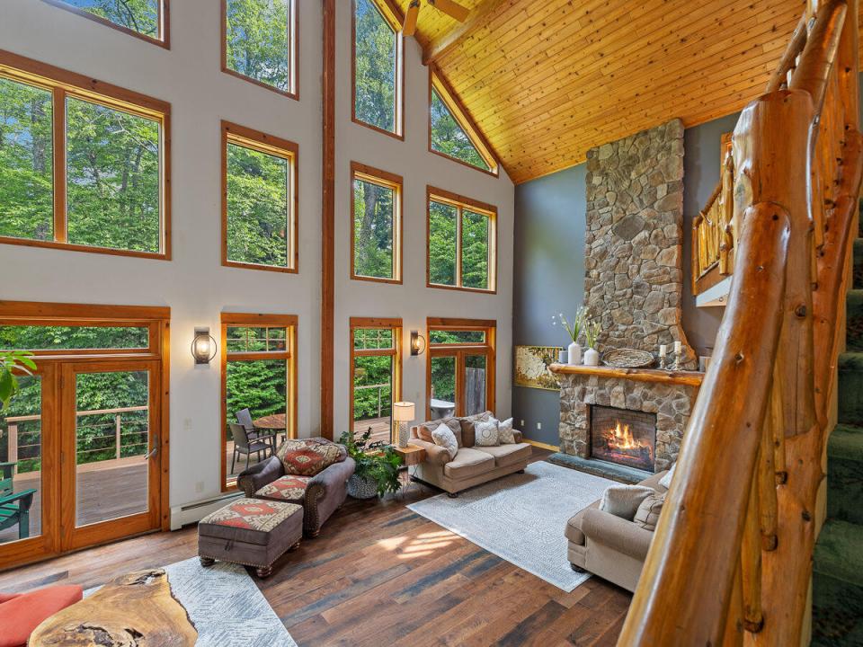 76-Saddle-Back-Way-Lake-Placid-NY-12946-