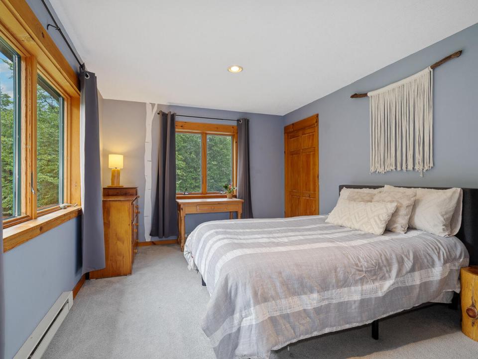 76-Saddle-Back-Way-Lake-Placid-NY-12946-