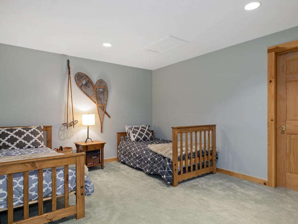 76-Saddle-Back-Way-Lake-Placid-NY-12946-