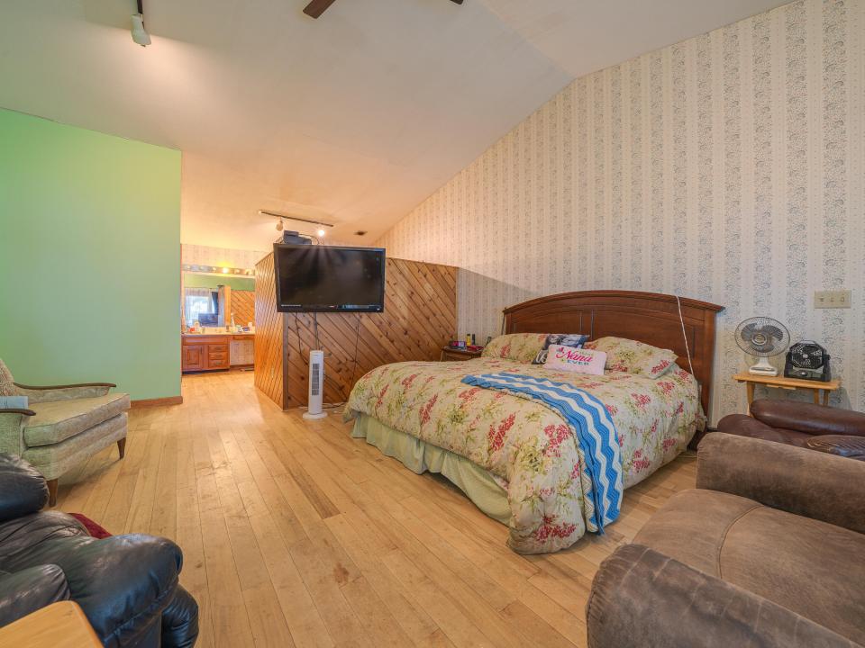 79 Lake Simond Rd-136