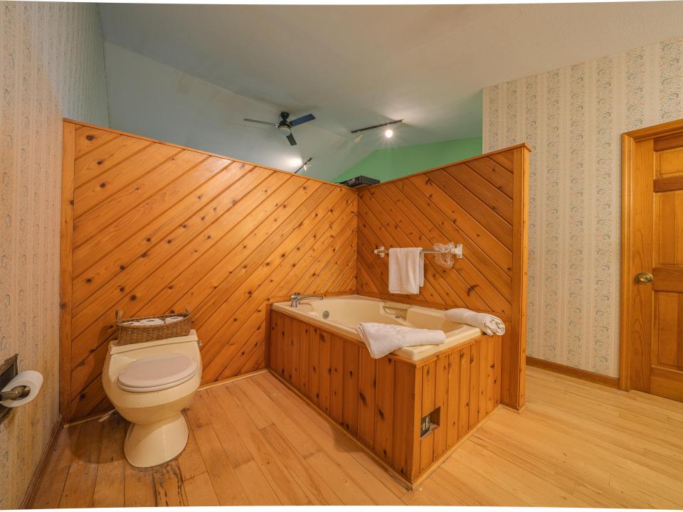 79 Lake Simond Rd-143