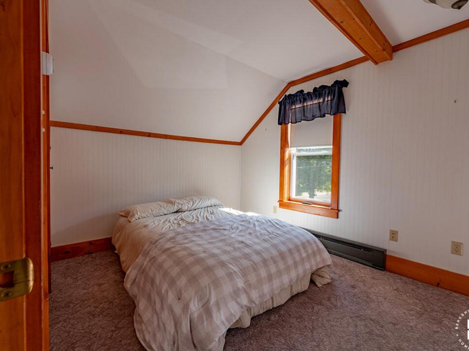 KeeneValleyHomeOnAdirondack_Bedroom1