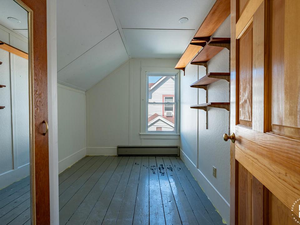 KeeneValleyHomeOnAdirondack_Bedroom3