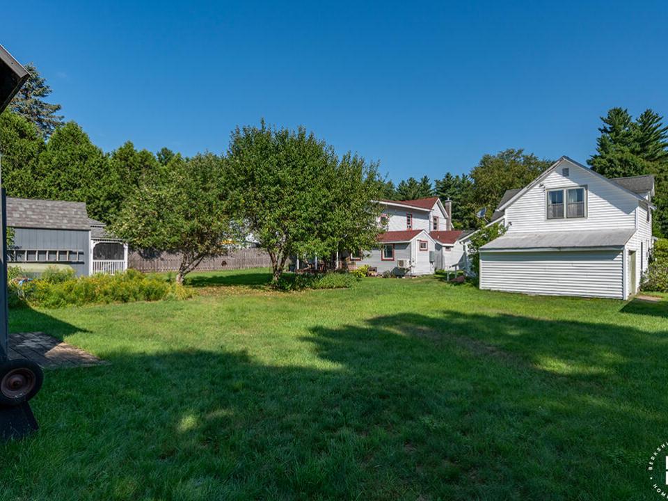 KeeneValleyHomeOnAdirondack_Exterior_Bac