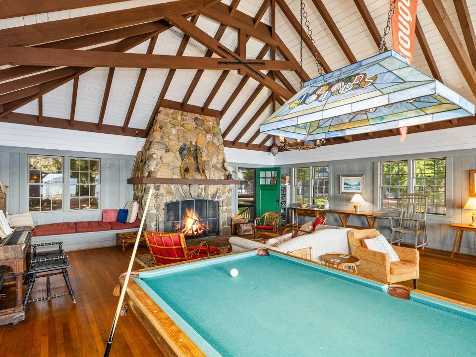 Iroquois_BoathouseUpperLevel