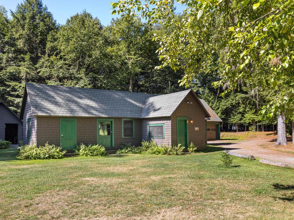 Iroquois_Exteriors5