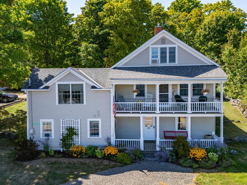 EssexHomeWithLakeViews_A_Exterior_Front_