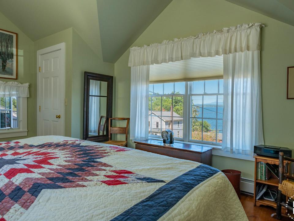 EssexHomeWithLakeViews_Bedroom1_View