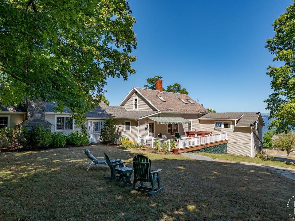 EssexHomeWithLakeViews_Exterior_Back