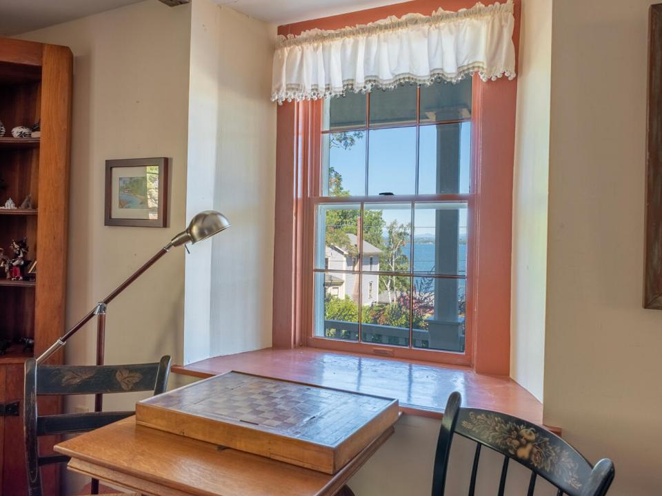 EssexHomeWithLakeViews_LowerLevel_ChessT