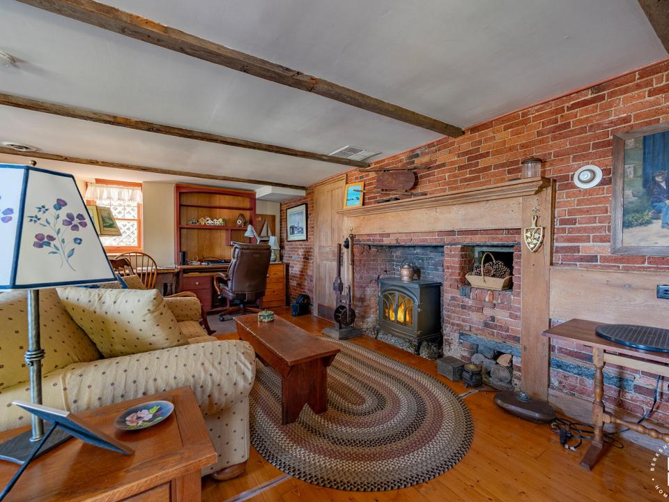 EssexHomeWithLakeViews_LowerLevel_Den