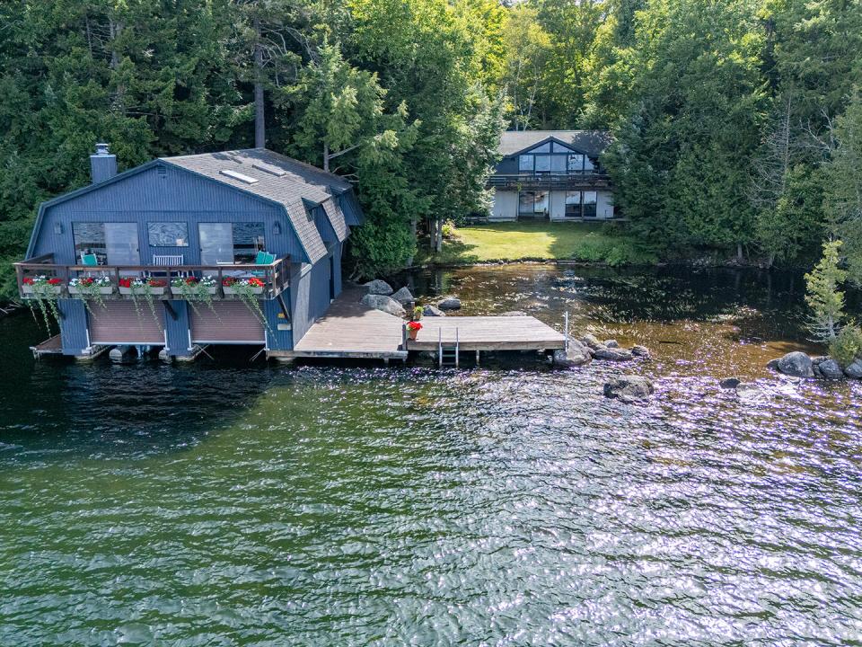 DearCrossingOnLakePlacid_A_BH_MH_Low