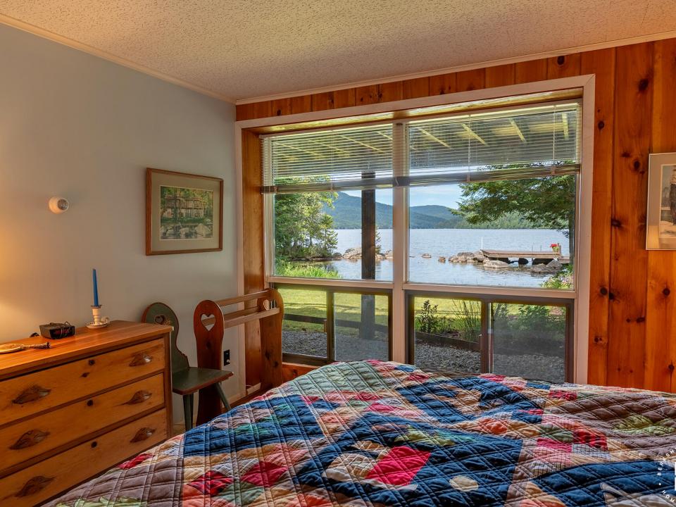 DearCrossingOnLakePlacid_Bedroom2_View