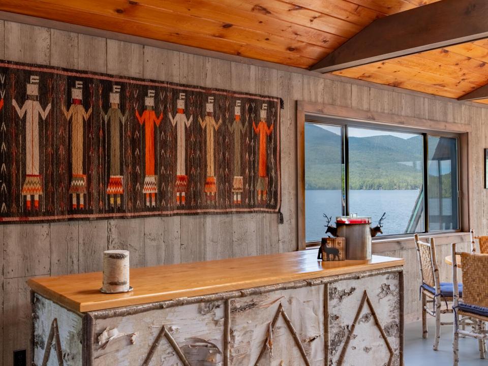 DearCrossingOnLakePlacid_BH_Bar_V