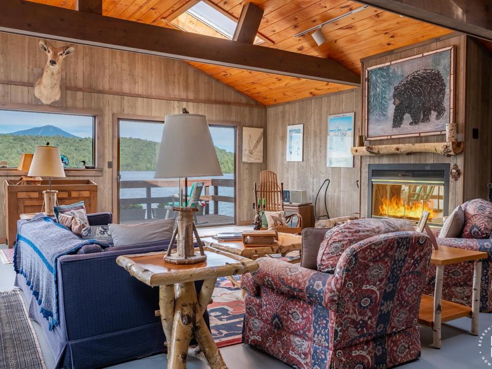 DearCrossingOnLakePlacid_BH_LR_WF