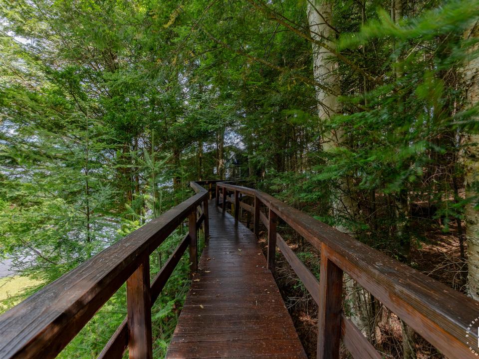 DearCrossingOnLakePlacid_BH_Path