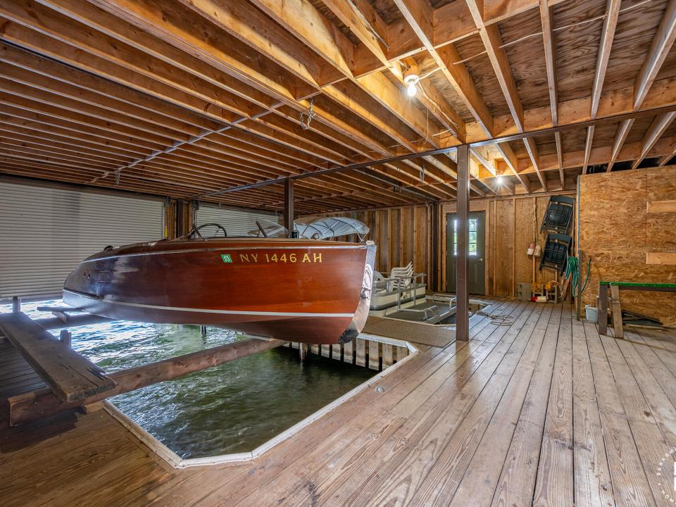 DearCrossingOnLakePlacid_BH_Slips_L