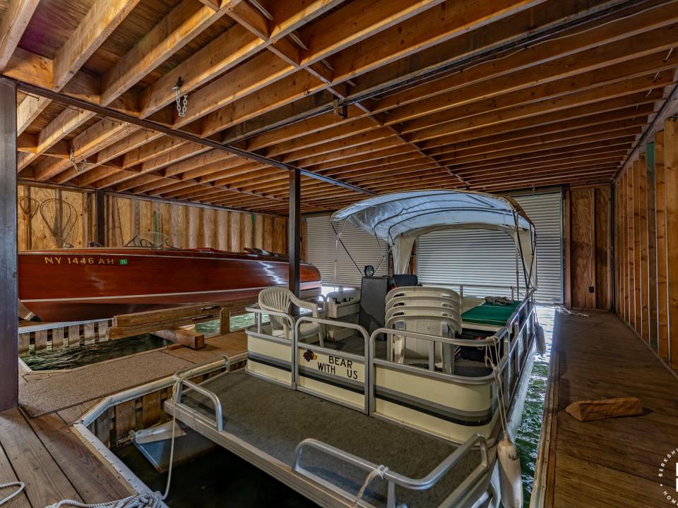 DearCrossingOnLakePlacid_BH_Slips_R