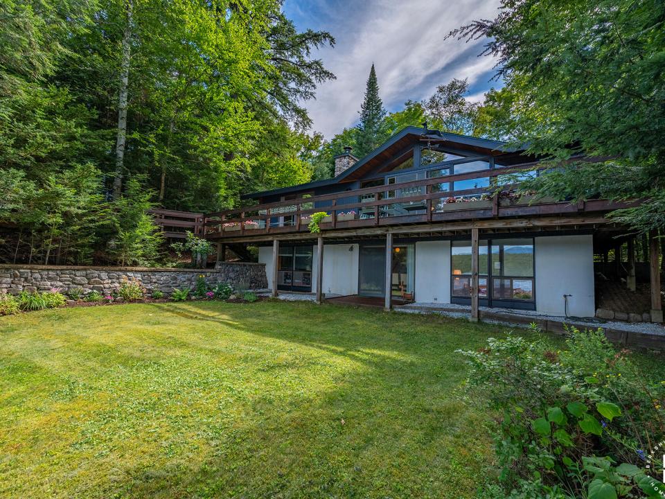 DearCrossingOnLakePlacid_Exterior_Back