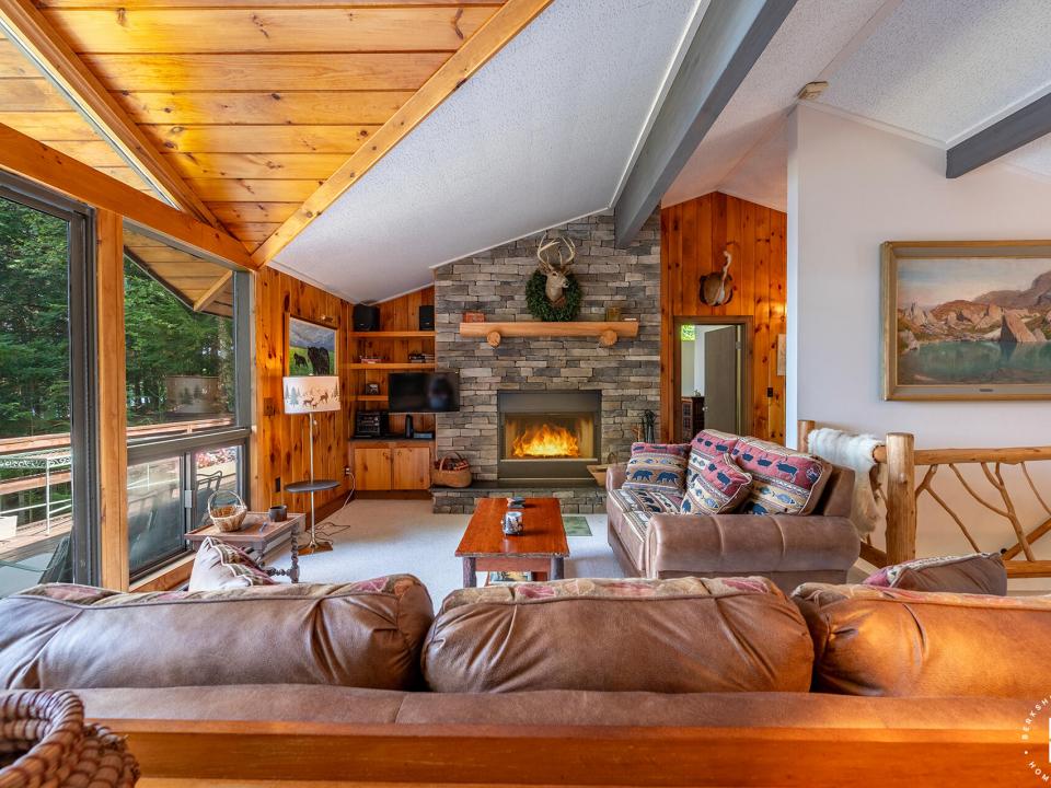 DearCrossingOnLakePlacid_LR