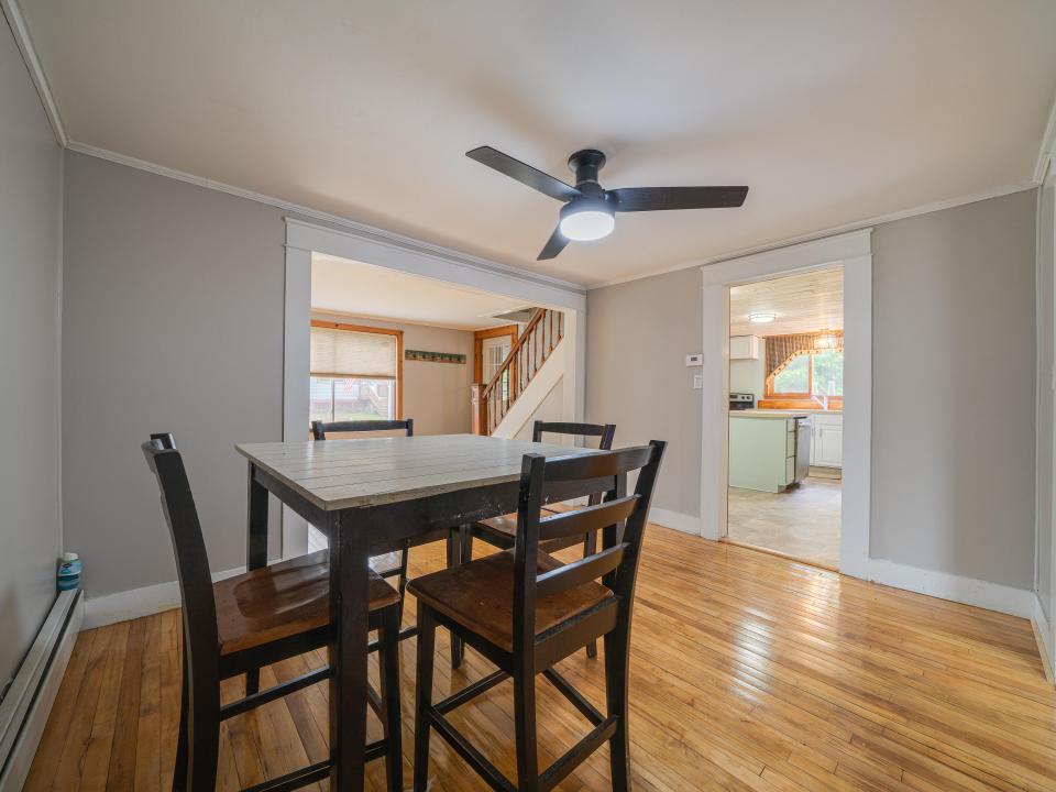 21 McLaughlin Ave-46