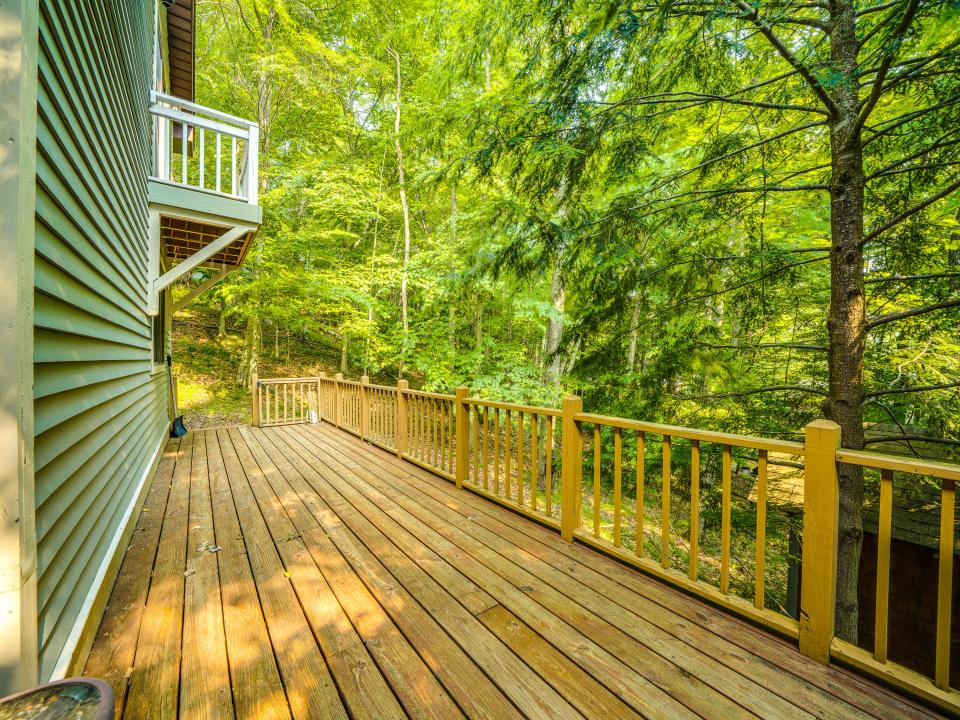22 Fox Run Rd-32