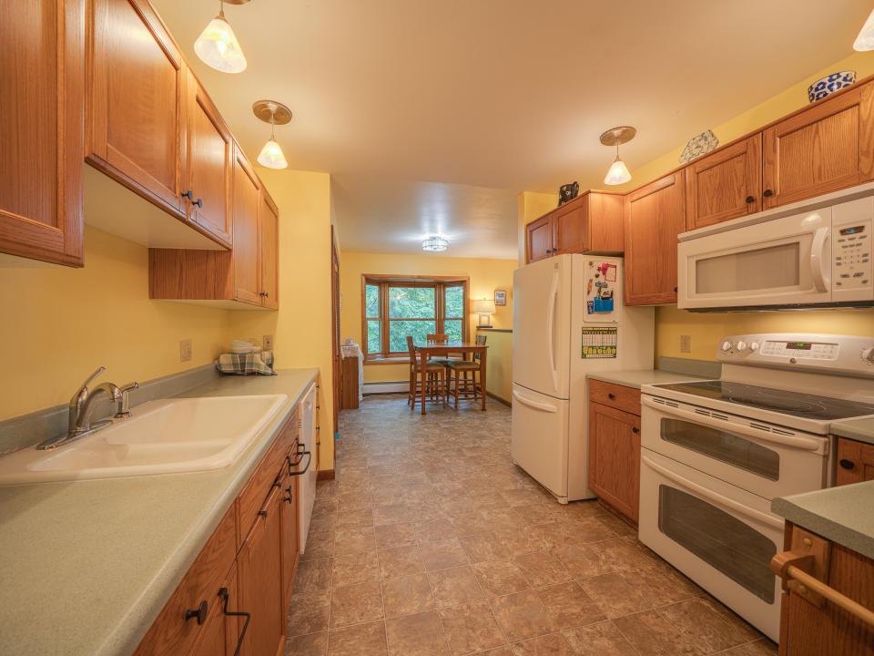 22 Fox Run Rd-53