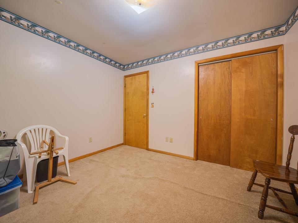 22 Fox Run Rd-64