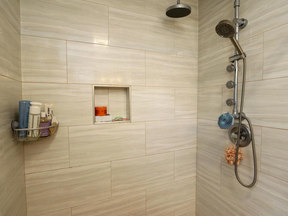 Full Bathroom-Main Level