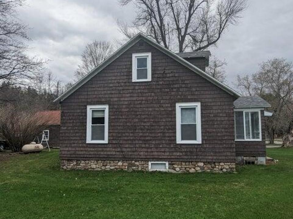 1210 sunset exterior6