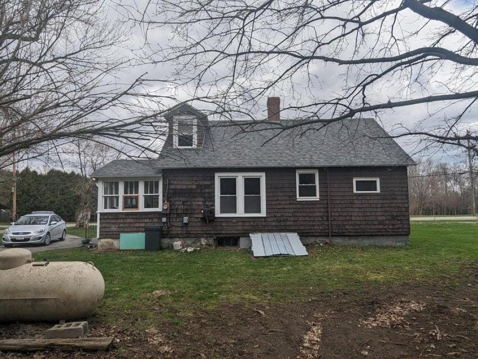 1210 sunset exterior4