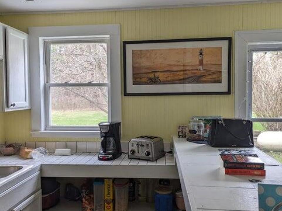 1210 sunset interior 4
