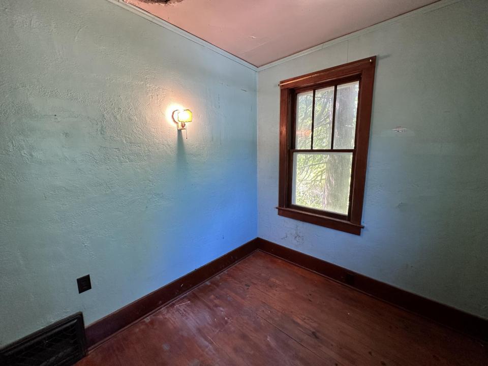 Bedroom 3 main Floor